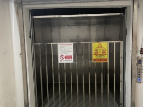 導軌式液壓升降平臺